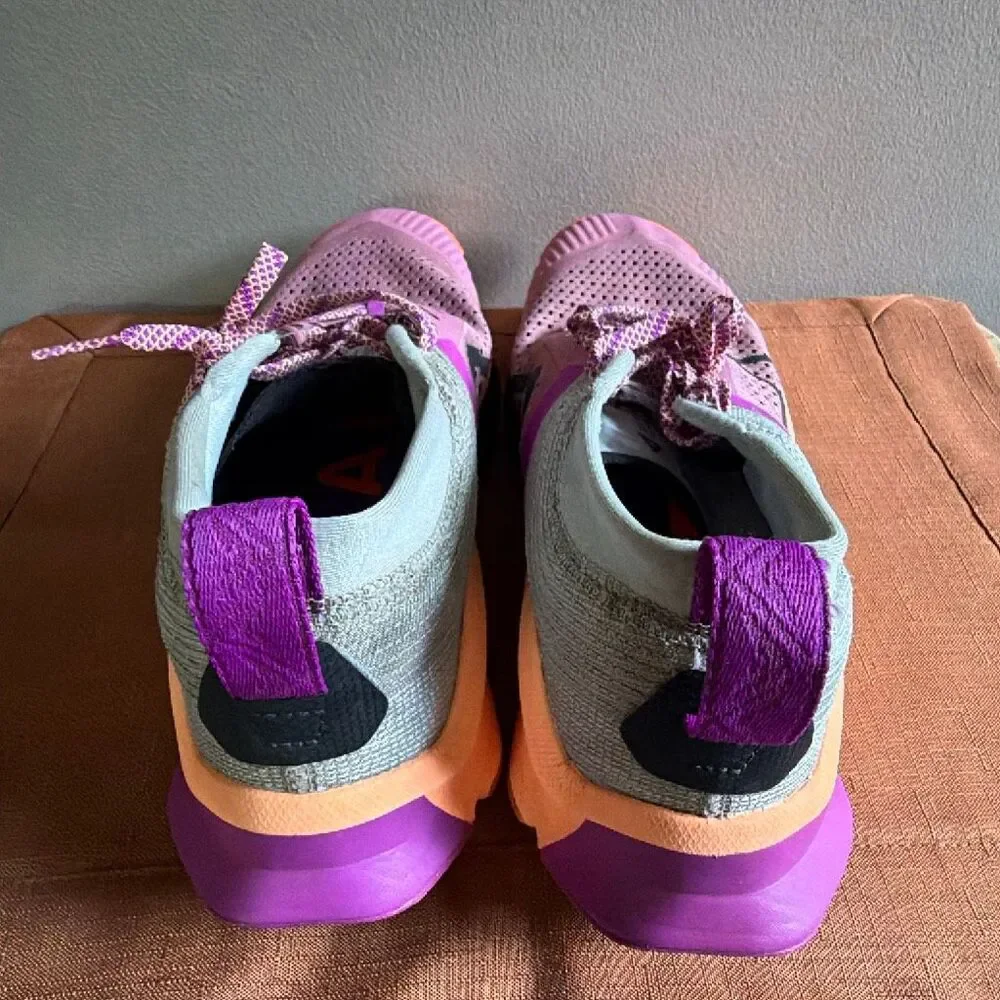Nike Zegama Zoom X Trail Running Sneaker Desert Berry Woman’s 8.5